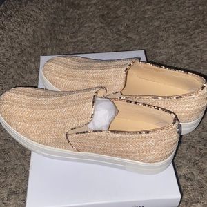 Steve Madden slip on shoe